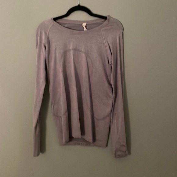 Purple lulu long sleeve with thumb wholes - Picture 1 of 2